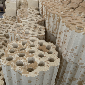 Advantages and disadvantages of silica checker bricks and high alumina checker bricks