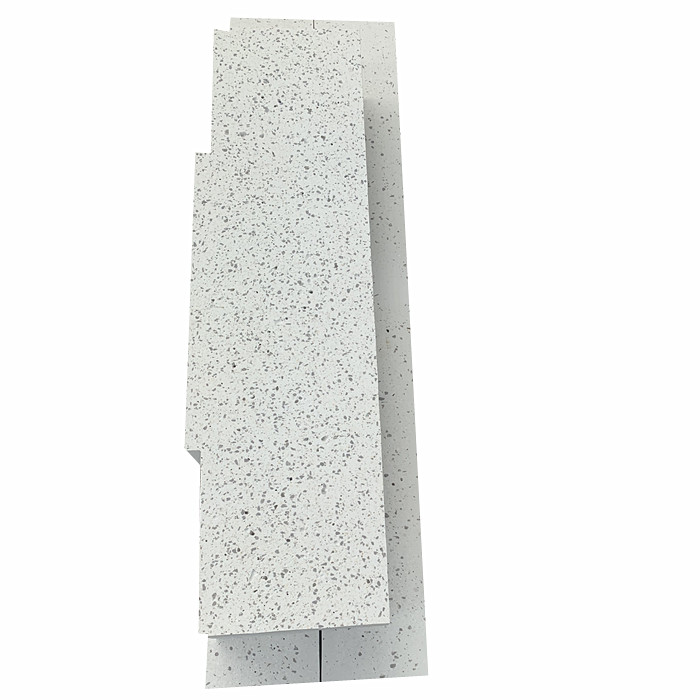 Sillimanite bricks