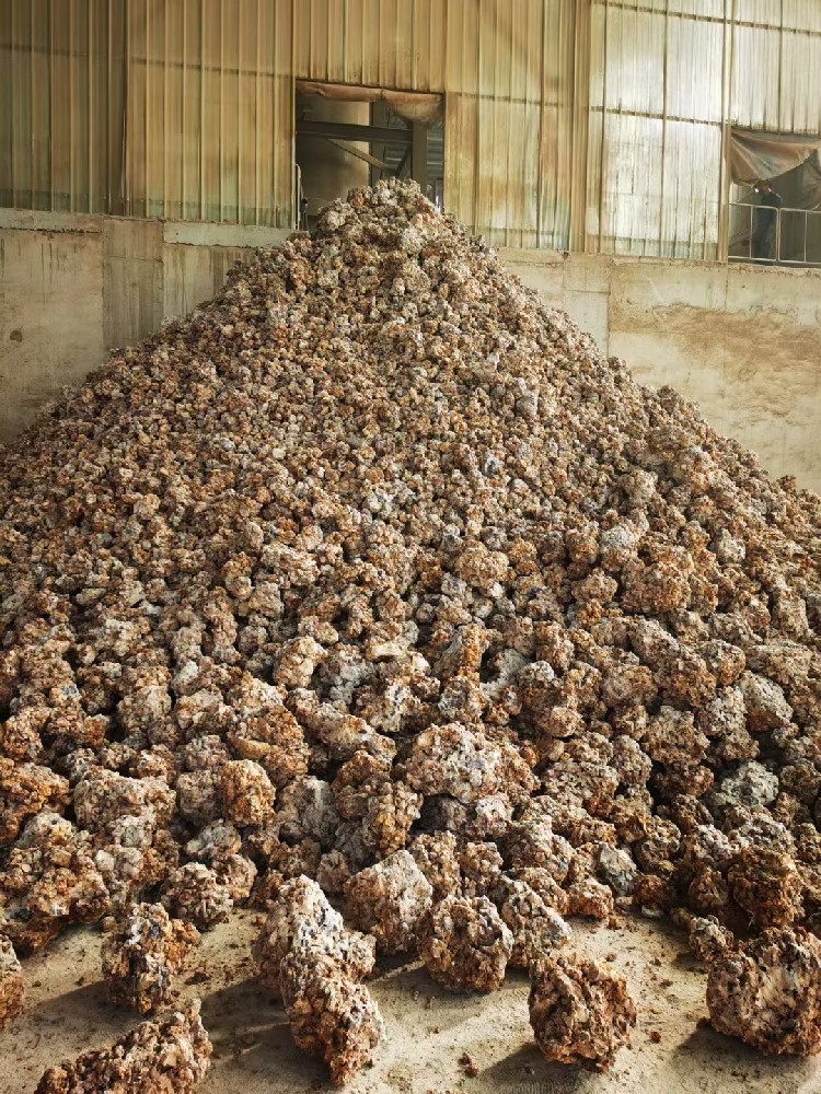 Three kinds of raw materials commonly used in magnesita refractories